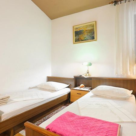 Apartments By The Sea Stanici, Omis - 1028 Tice Zimmer foto