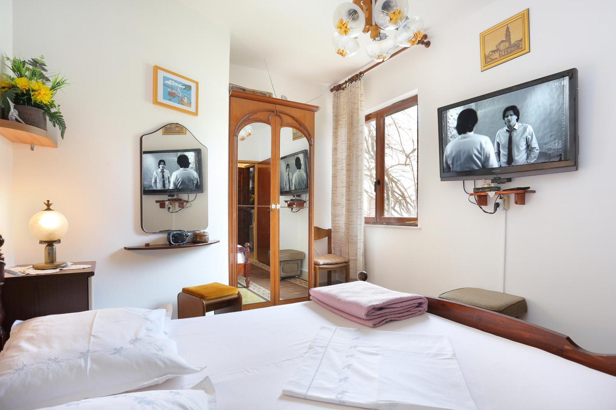 Apartments By The Sea Stanici, Omis - 1028 Tice Zimmer foto